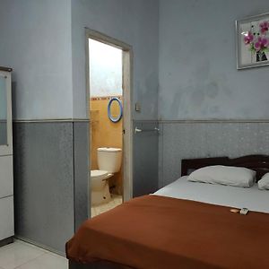 OYO 90529 Hotel Baruga Makassar